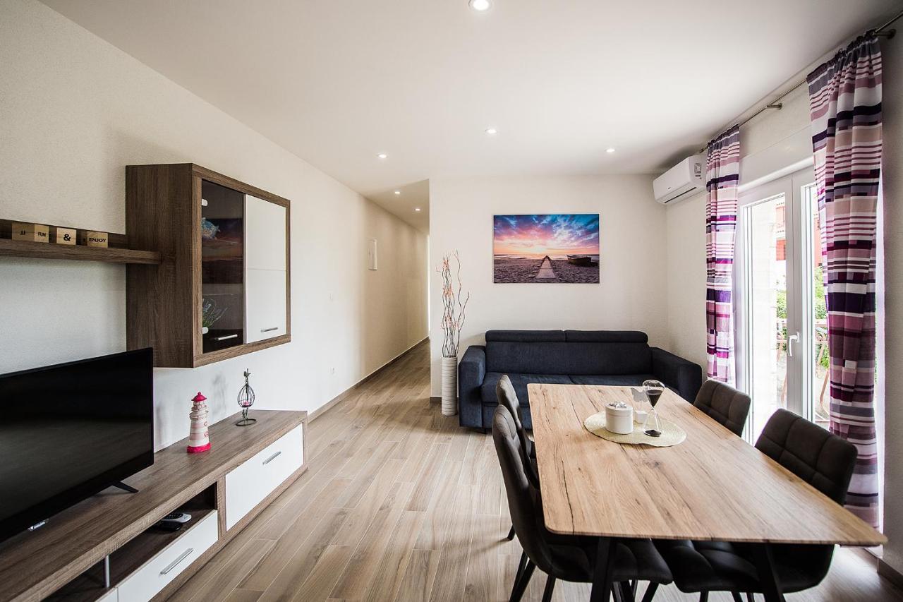 Apartmani Brdar Подстрана Экстерьер фото