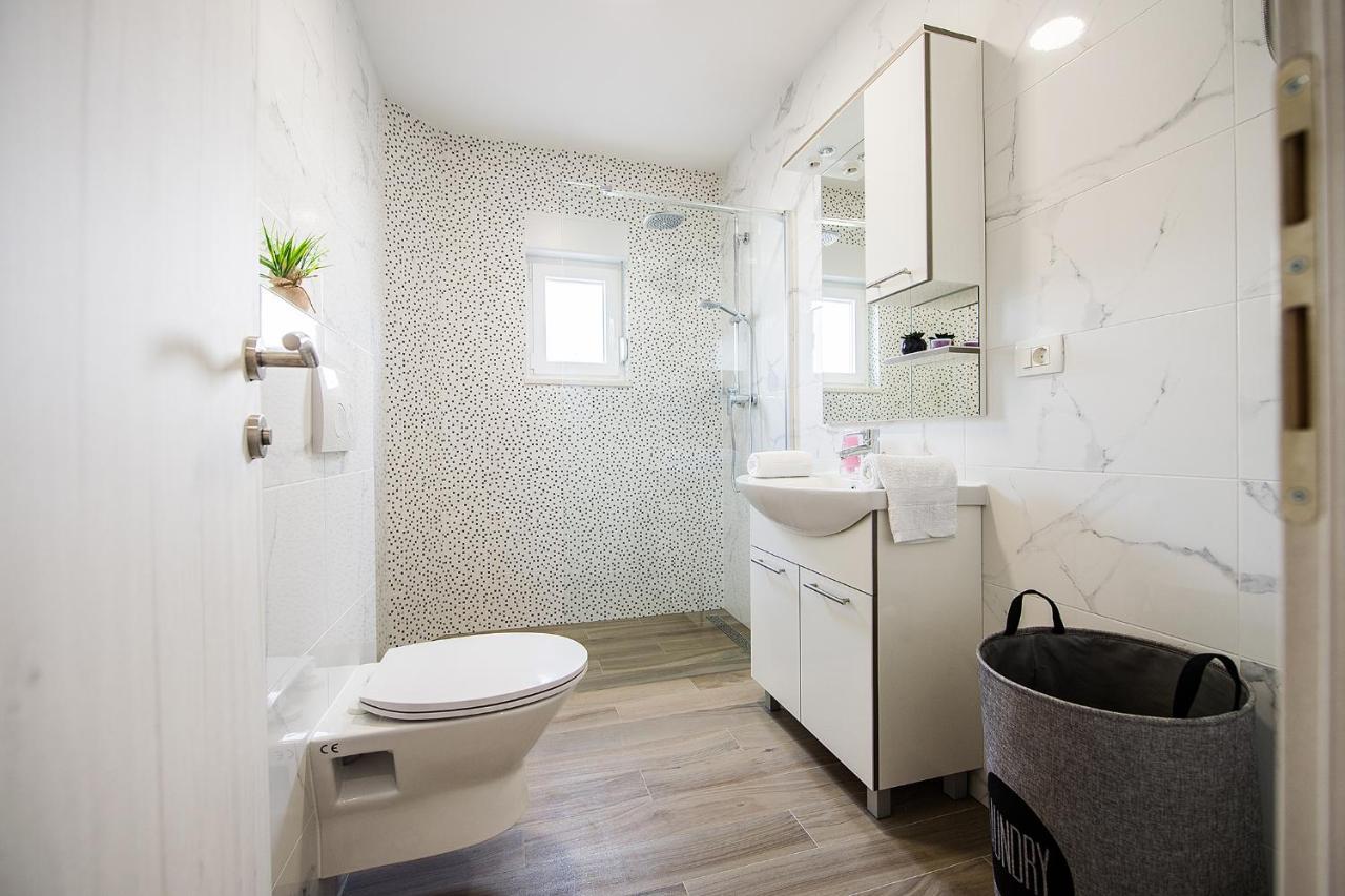 Apartmani Brdar Подстрана Экстерьер фото