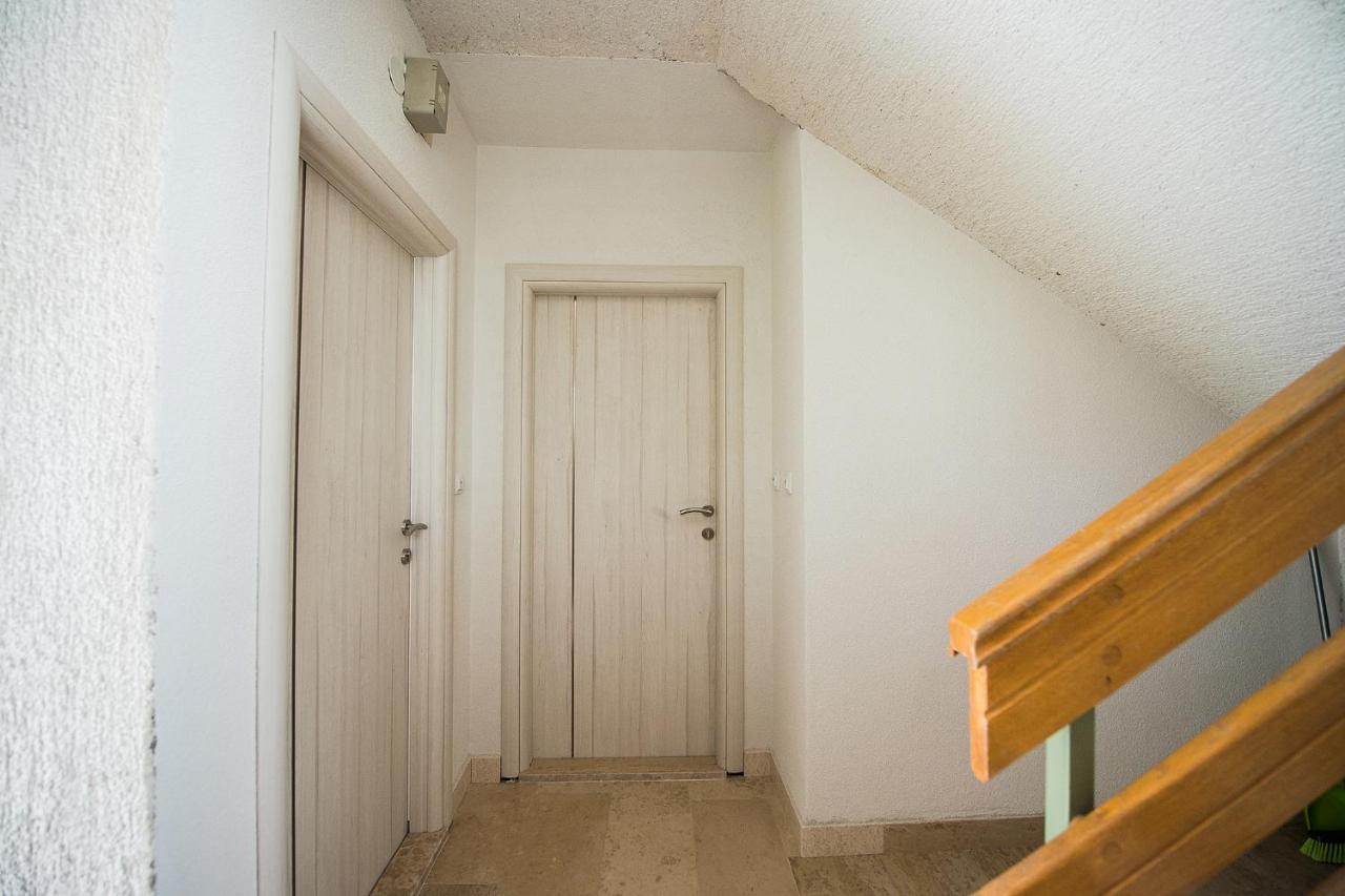 Apartmani Brdar Подстрана Экстерьер фото