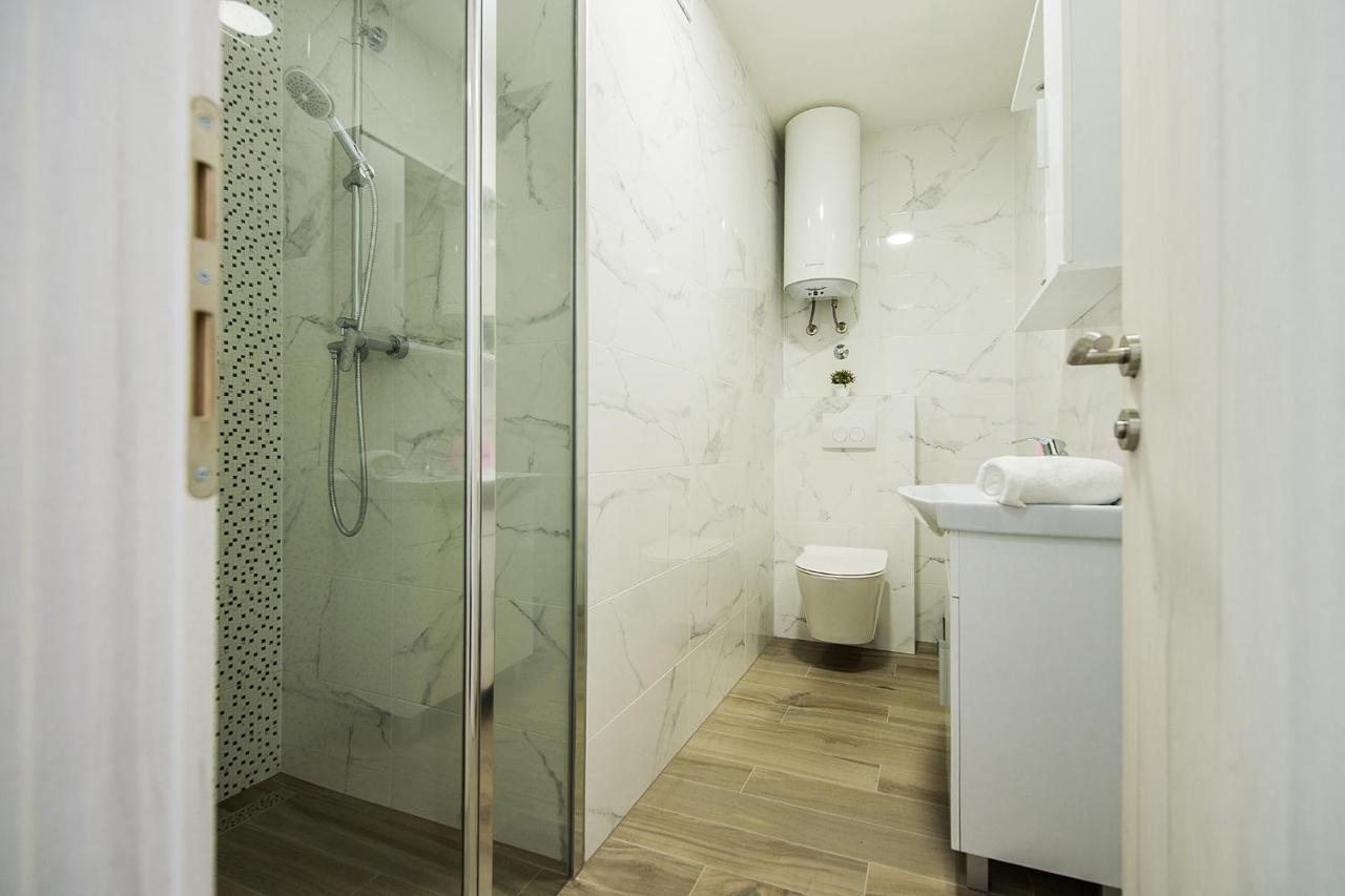 Apartmani Brdar Подстрана Экстерьер фото